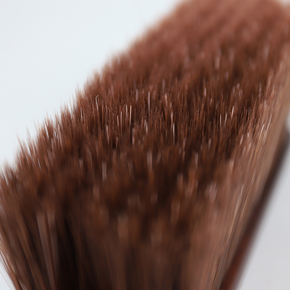 Dark Gold Sandalwood Dusting Brush
