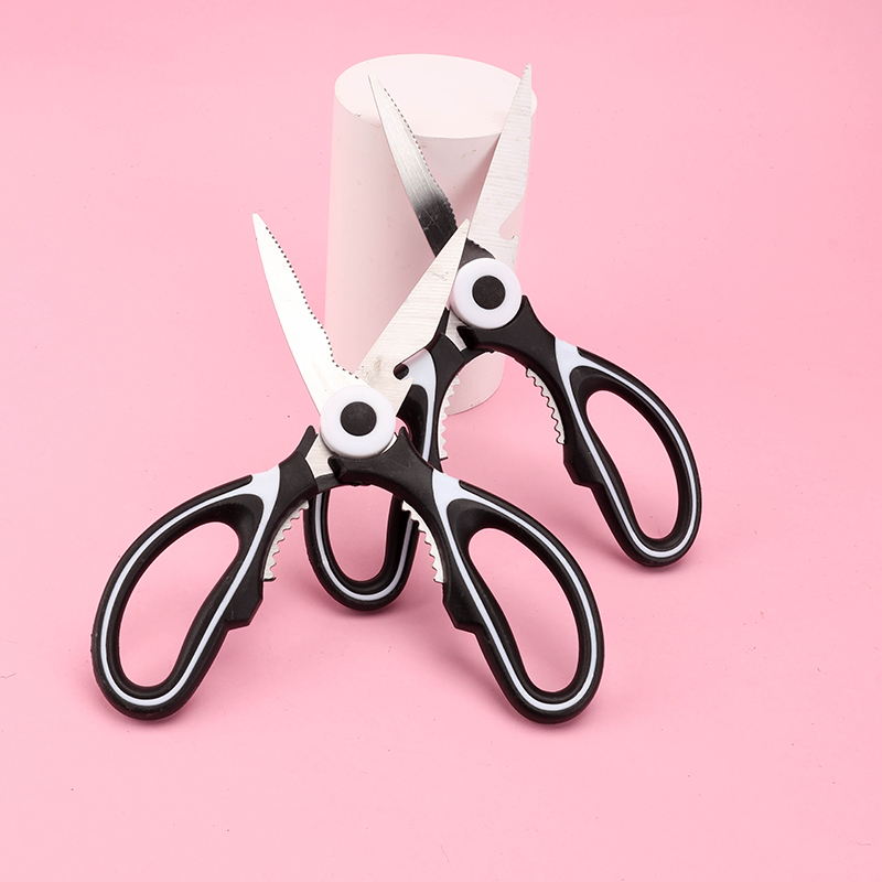 Black Panda Shear with Cover Plastic Stainless Steel 420pcs