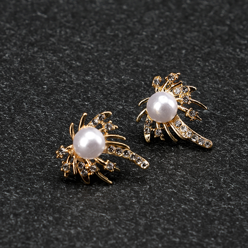 Korean Firework Pearl Ear Studs