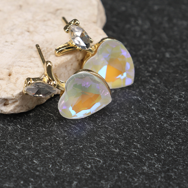 Zircon Apple Ear Studs