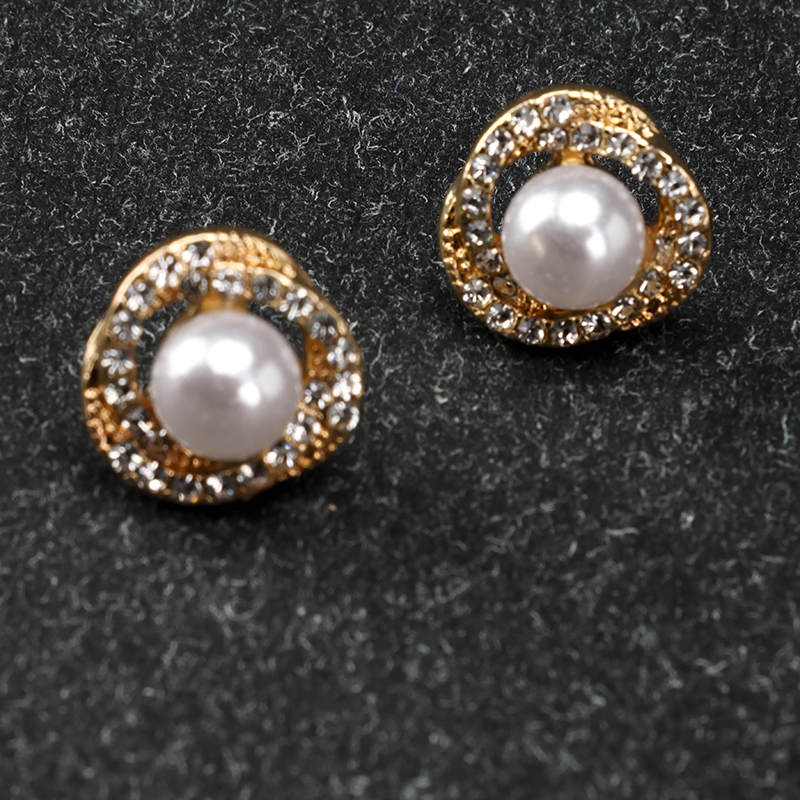 Spiral Pearl Ear Studs