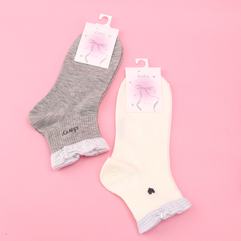 Women's Lace Trim Boat Socks