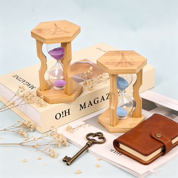 Hourglass Ornament 105050053