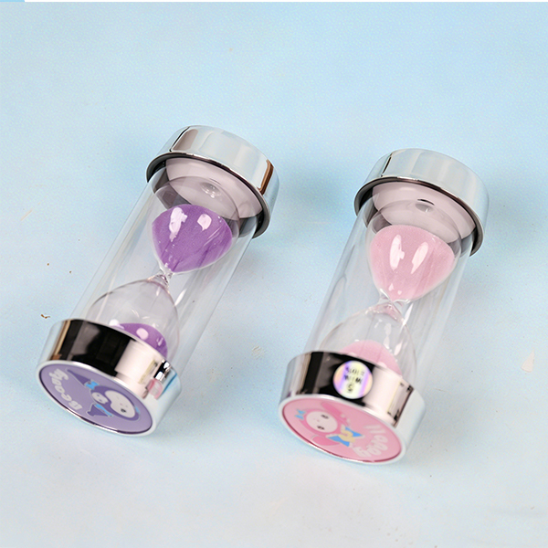 Cartoon Hourglass Ornament