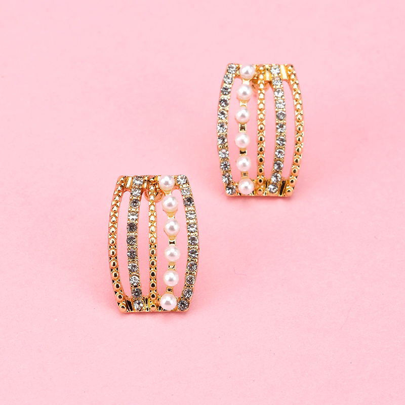 Long Vintage C Shape Ear Studs
