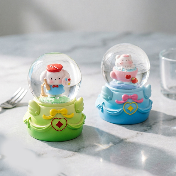 Cute Pet Travelogue Snow Globe