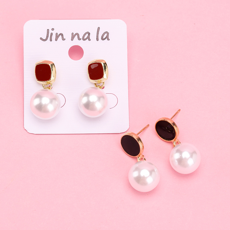 Long Enamel Diamond Pearl Ear Studs