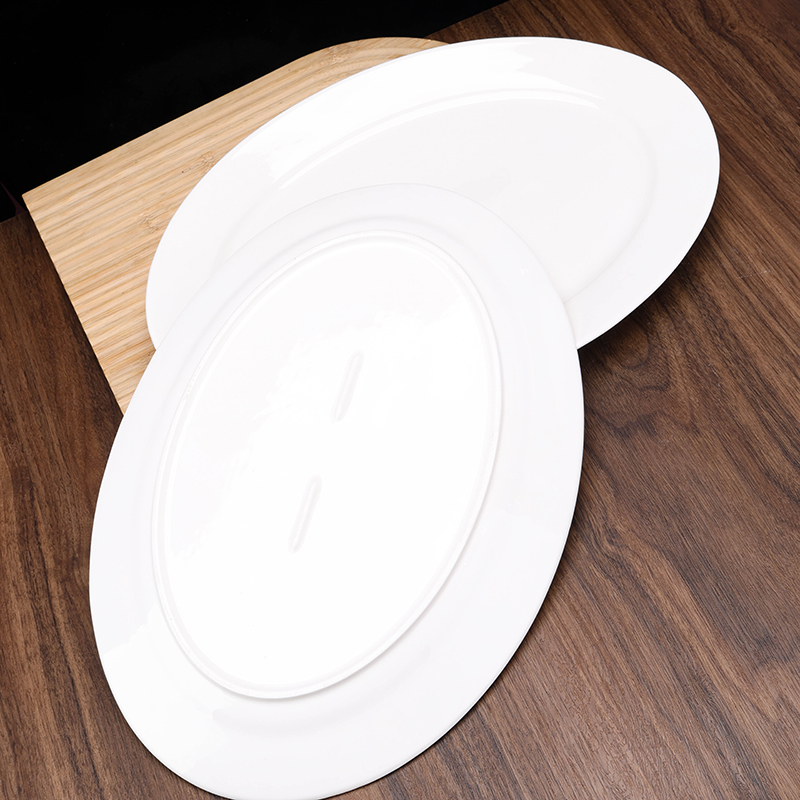 14 Inch Oval Handle Fish Plate