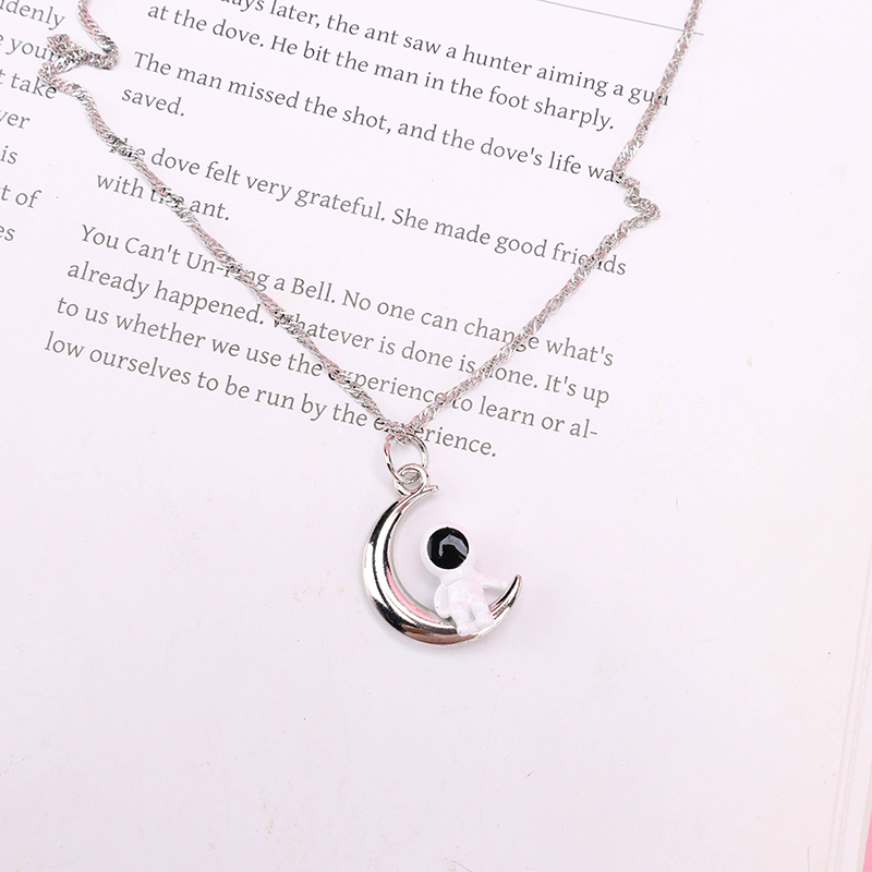 Astronaut Water Wave Necklace