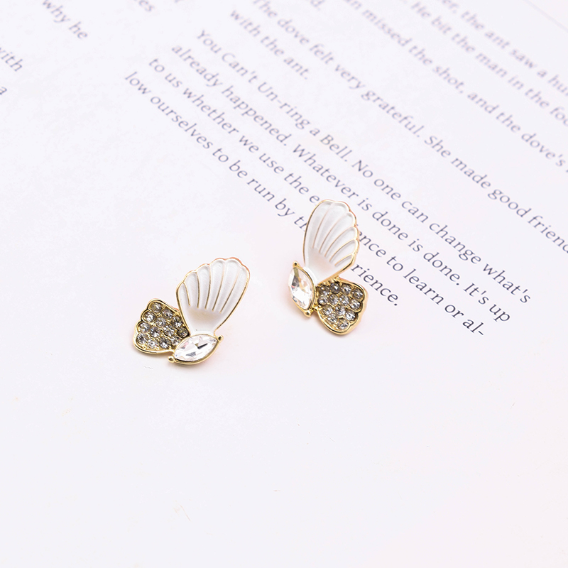 Half Rhinestone Mother of Pearl Butterfly Ear Studs Alloy 4020101111