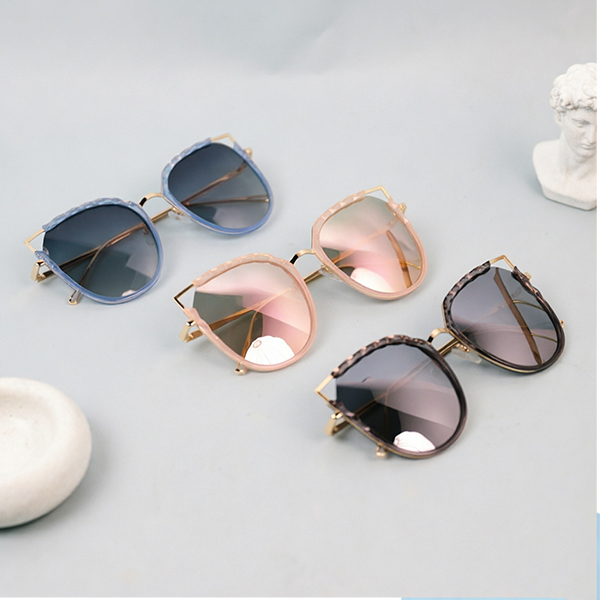 Polarized Plastic Sunglasses 5955 104100003