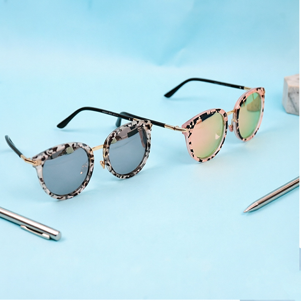 Polarized Plastic Sunglasses 58621 104100005