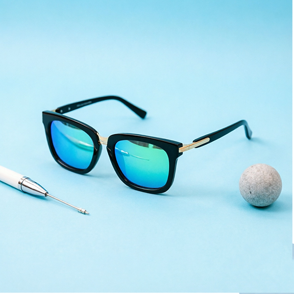 Polarized Plastic Sunglasses 58008 104100006