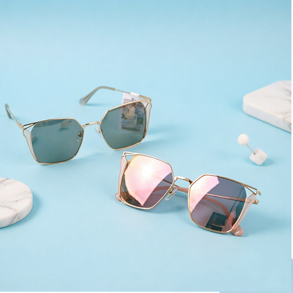 Polarized Plastic Sunglasses 5957 104100010