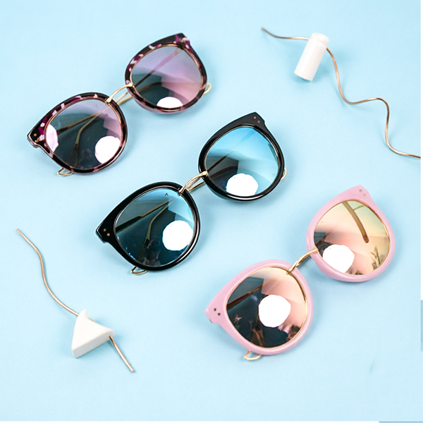 Polarized Plastic Sunglasses 58208 104100012