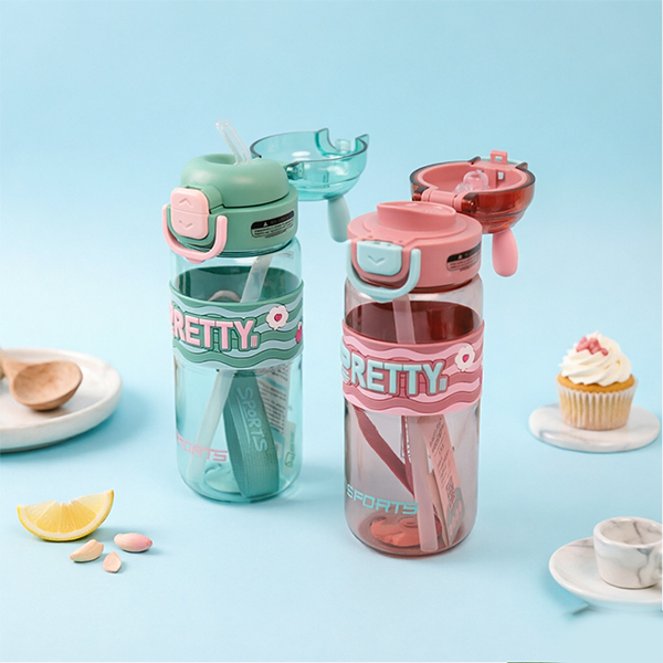 650 ML Straw Rabbit Drink Cup