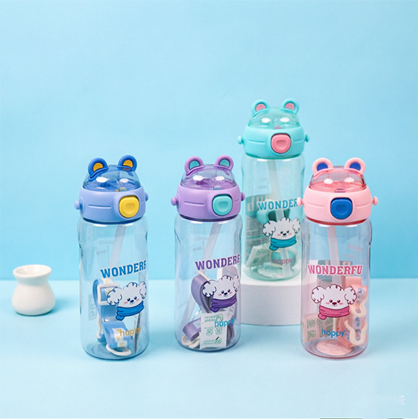 650 ML Straw Flip Top Drink Cup
