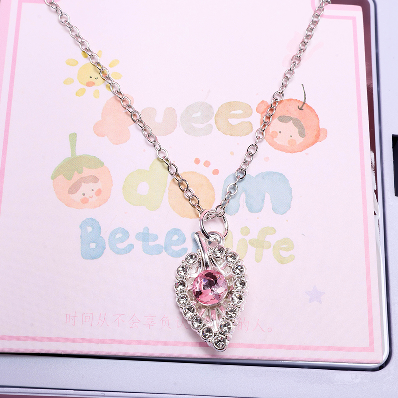 Micro-Set Diamond Leaf Necklace
