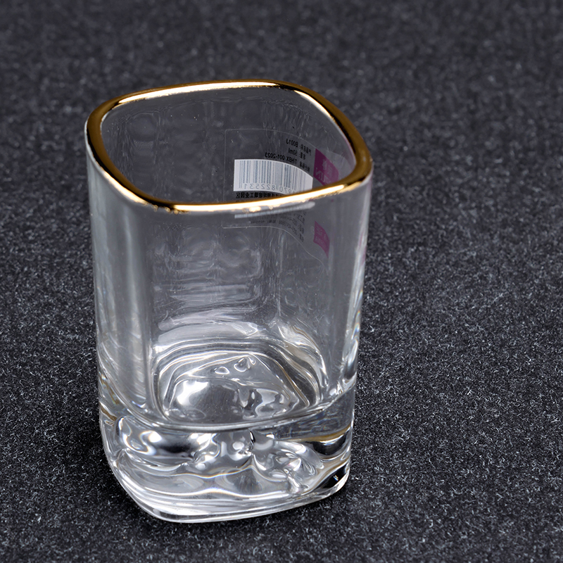 Boxing B001 Iceberg Phnom Penh Small Wine Glass