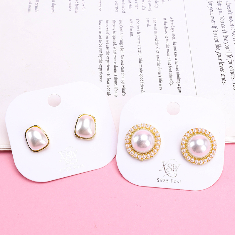 Vintage Pearl Zircon Ear Stud