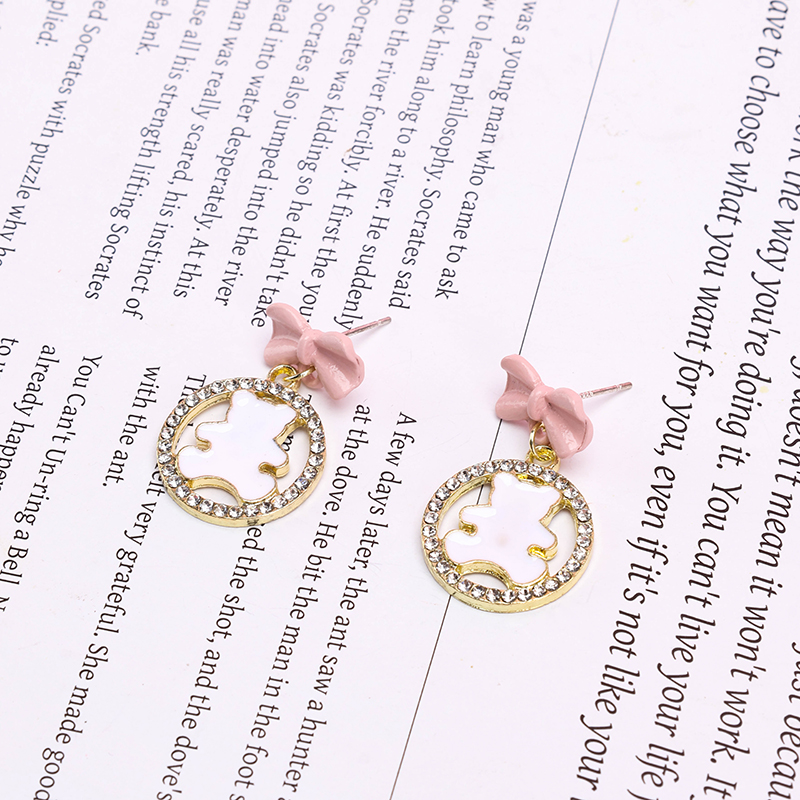 Enamel Bear Bow Pendant Ear Stud