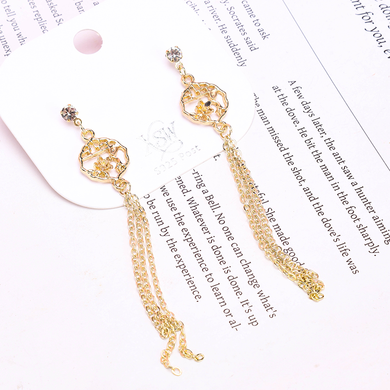 Long Chinese Tassel Diamond Ear Stud