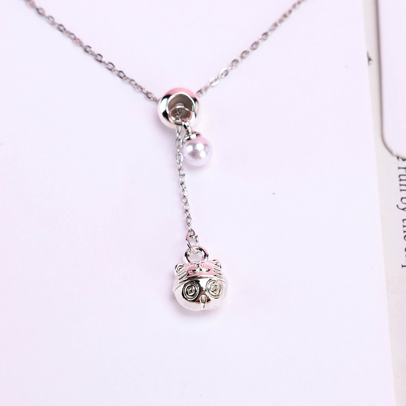 Silver Pearl Pendant Necklace