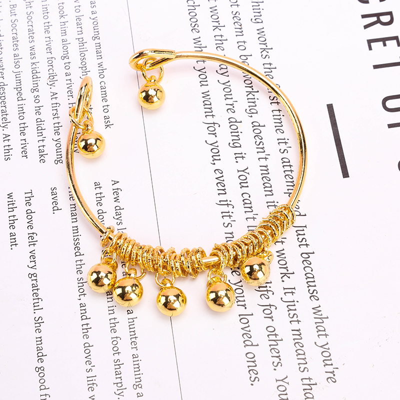 Gold Adjustable Bangle 4021100233
