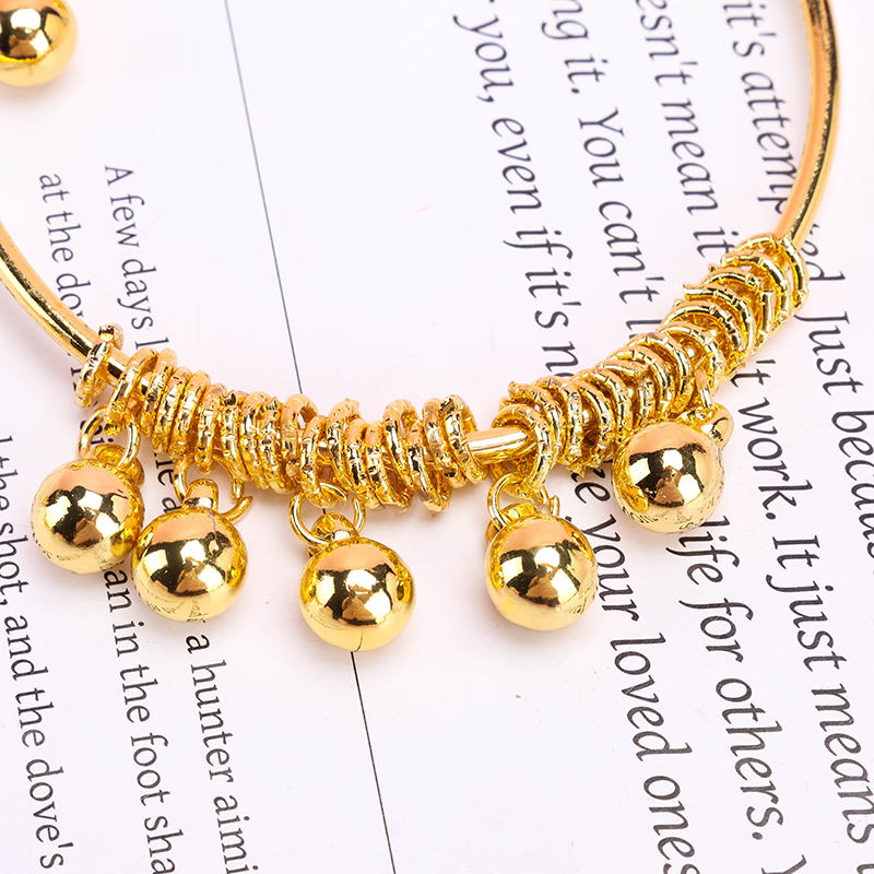 Gold Adjustable Bangle 4021100233