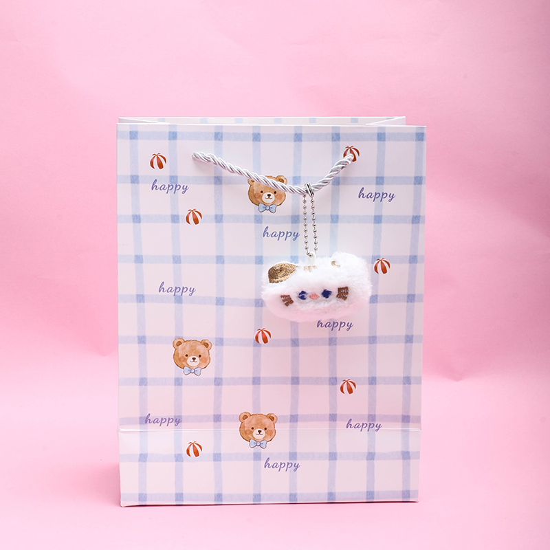 Medium Vertical Lucky Gift Bag with Pendant ST622-02