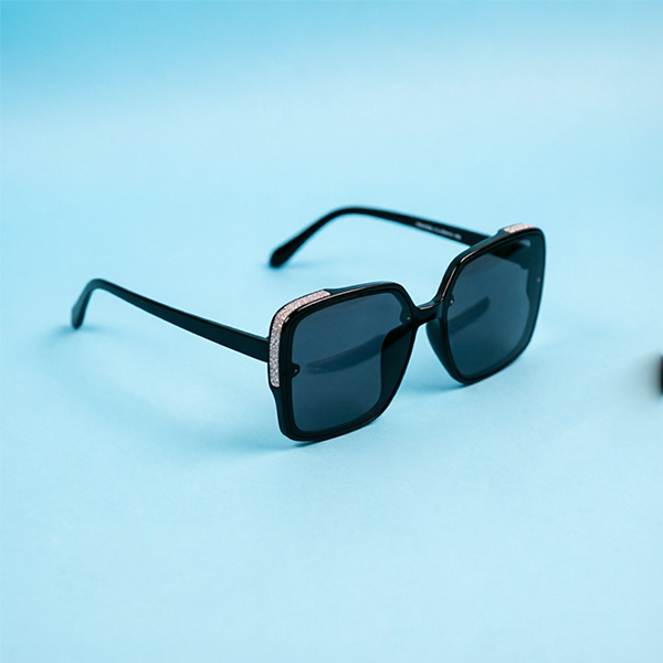 99102 UV Plastic Sunglasses 104100019