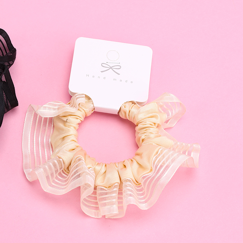 Boxed Striped Yarn Edge Fabric Hair Scrunchie 4012101887