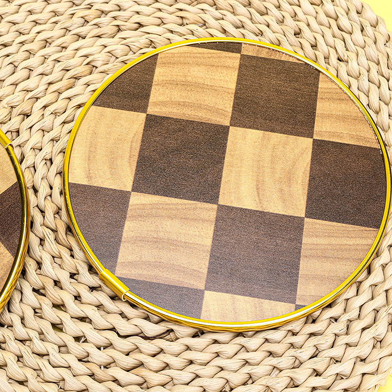 Round Checkerboard Heat Insulation Mat 16x16cm 3080200035
