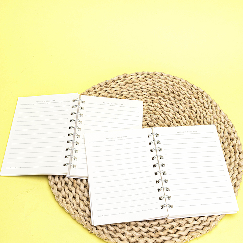 Benchi 64k 80-Sheet Spiral Notebook Random Pattern