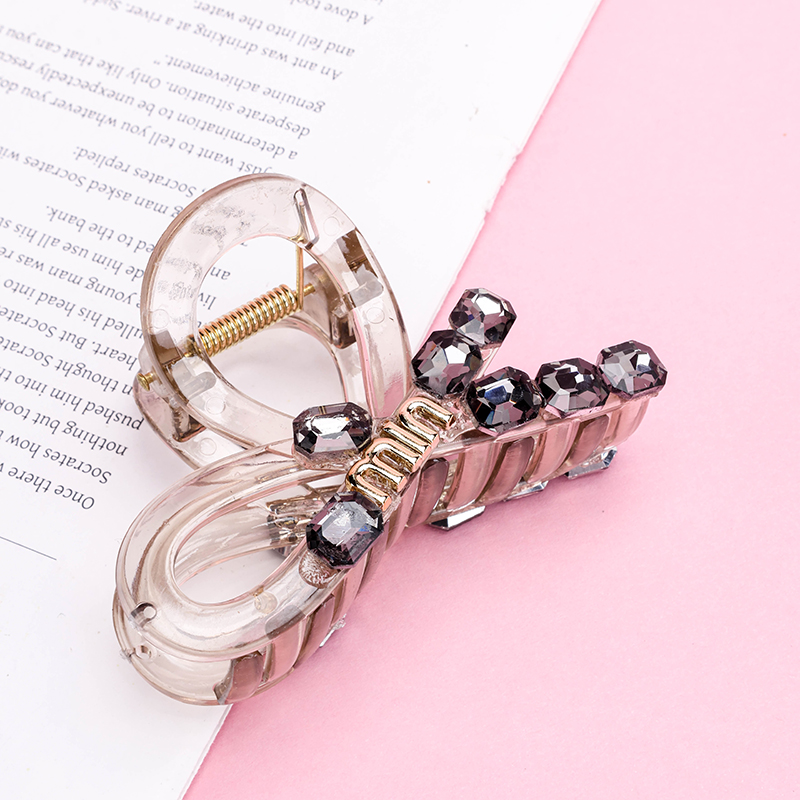 8 cm Letter Crystal Medium Hair Claw Clip PVC 4012000340