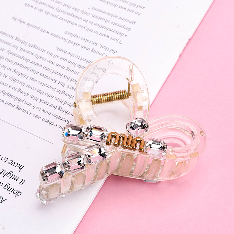 8 cm Letter Crystal Medium Hair Claw Clip PVC 4012000340