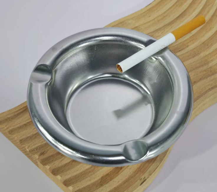 Round Thick Practical Ashtray 410 3061000190
