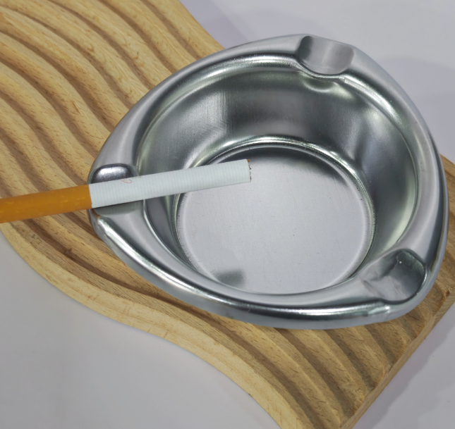 Triangle Thickened Practical Ashtray 410 3061000191