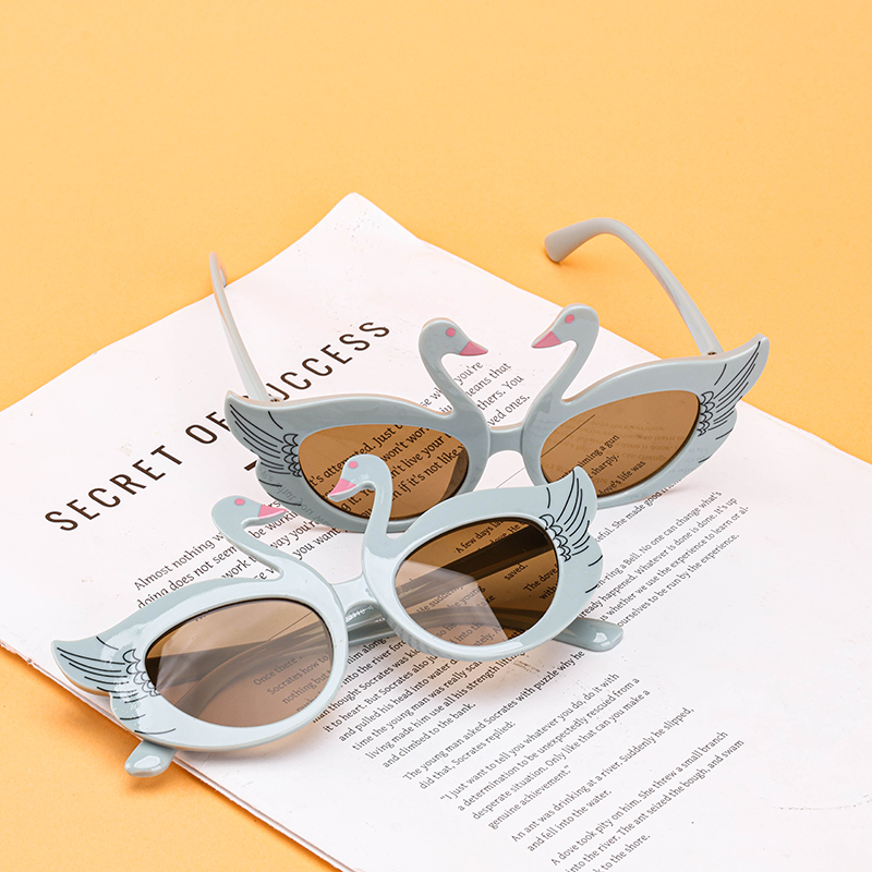 Handle High Quality Children's Sunglasses 3061400120