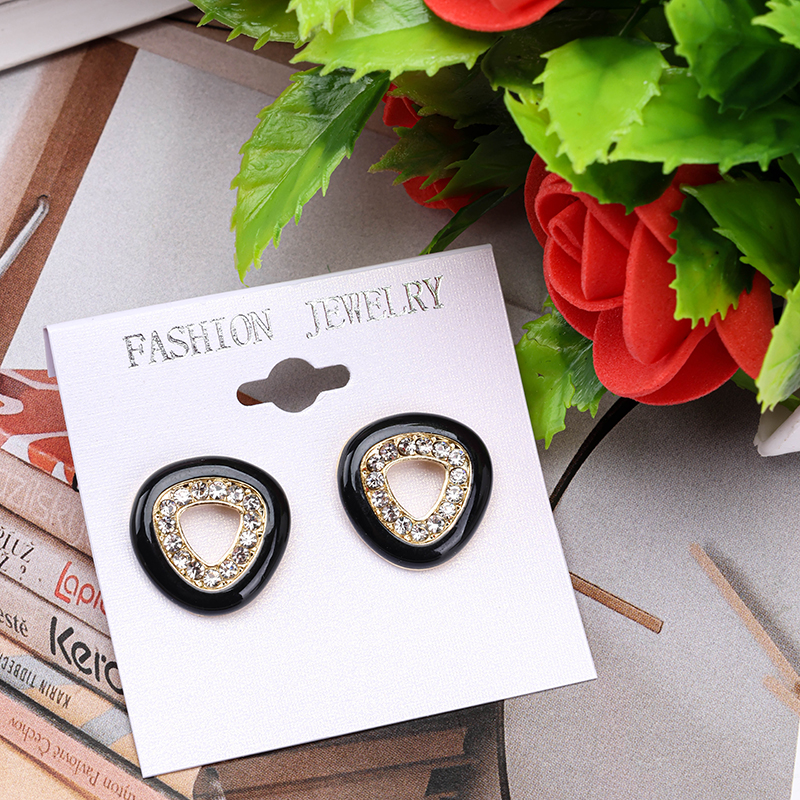 Micro-Set Triangle Ear Studs