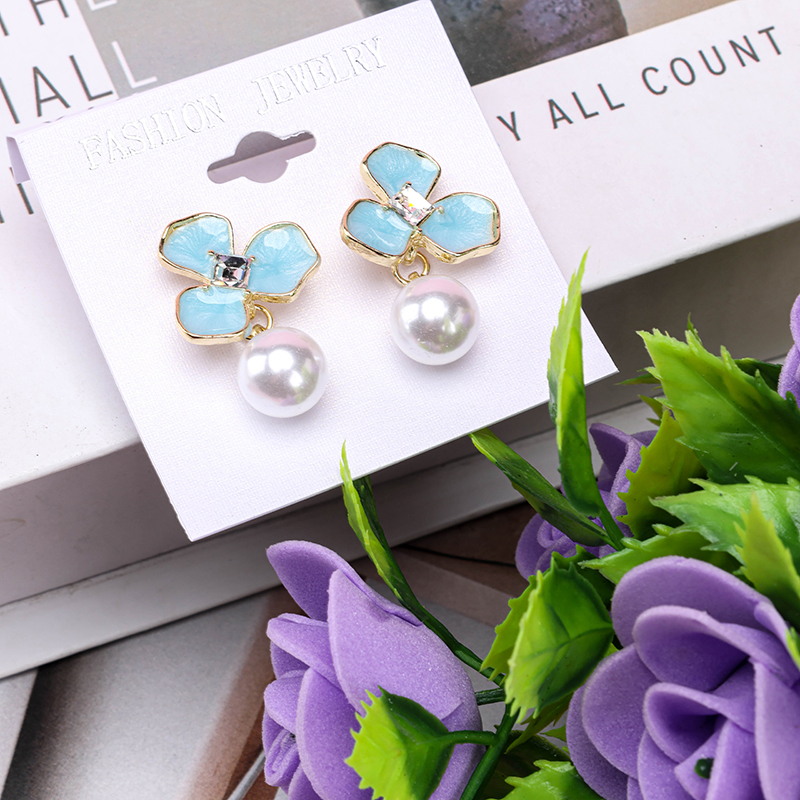 Fresh Enamel Flower Pearl Ear Studs
