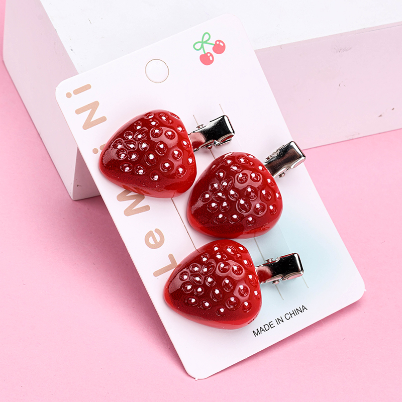 Strawberry Duckbill Hair Clip 4010402843