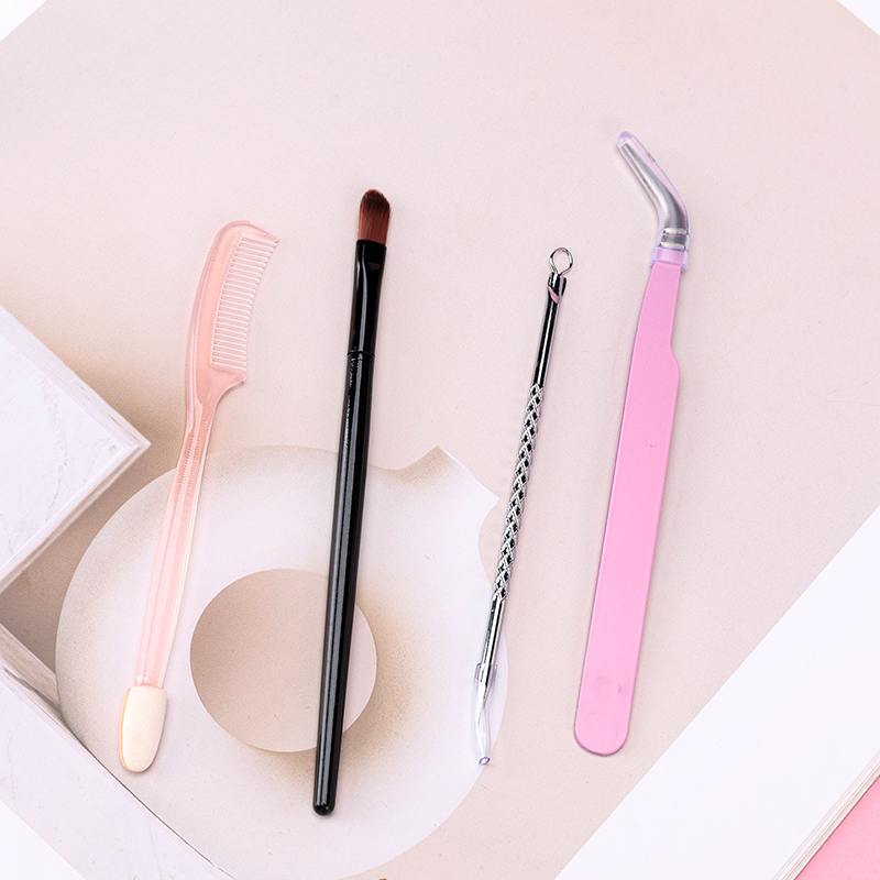 Plastic Iron Eyelash Curler 4-Piece Set 4030200212