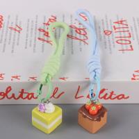 CM树脂蛋糕尼龙绳挂件 4