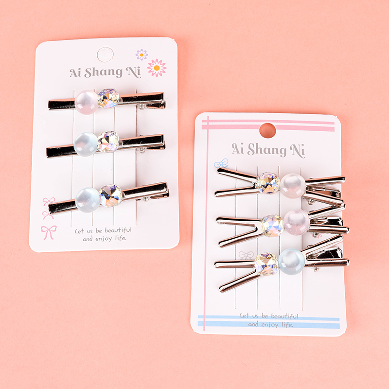 Cat Eye Crystal Duckbill Clip