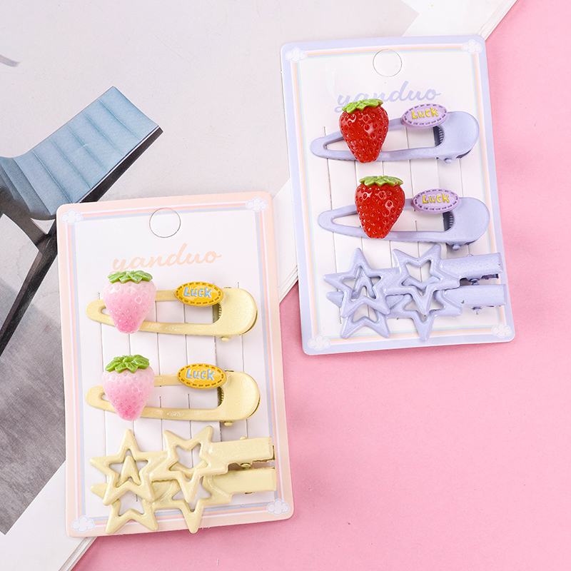 4-Piece Strawberry Duckbill Clip