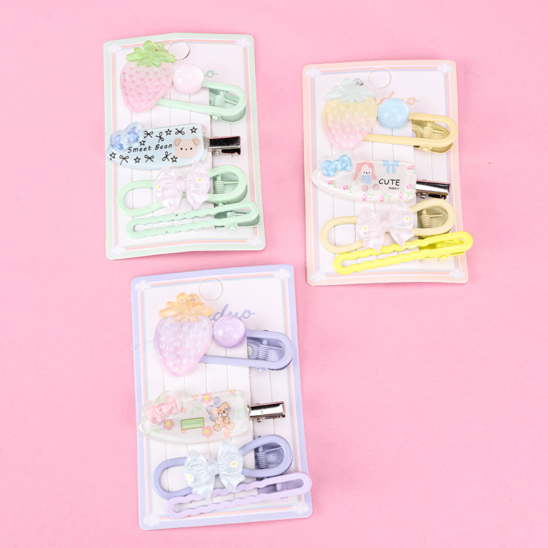 Jelly Strawberry Duckbill Clip Set