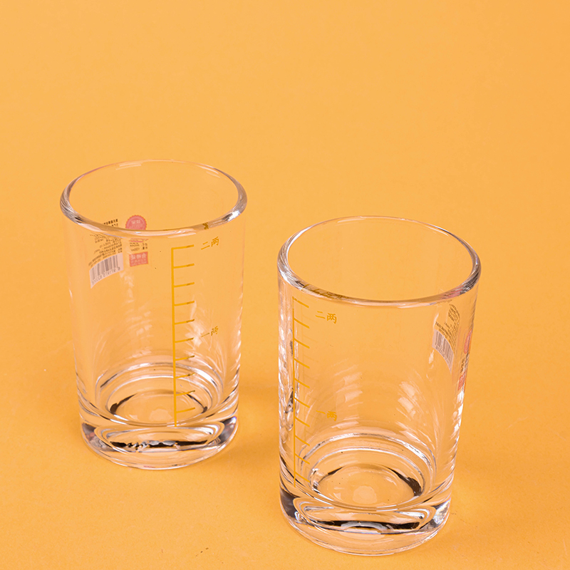 Boxing B004 Two Two Small Wine Glugs Gold Plated Soda Lime Glass 1210100302