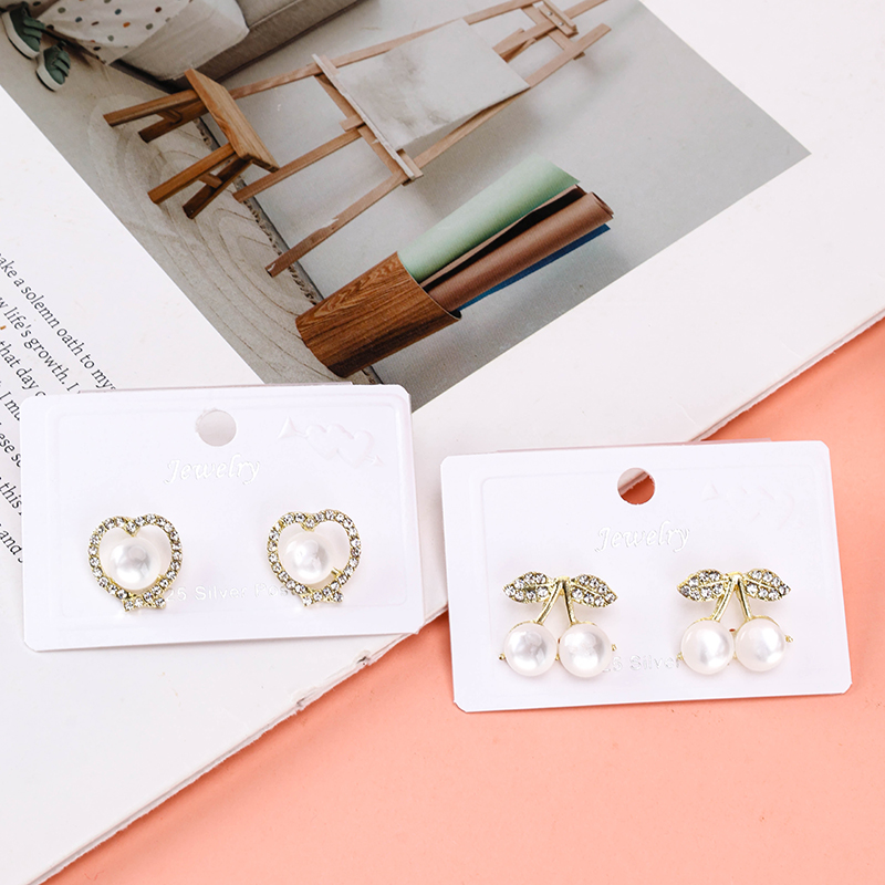 Cat's Eye Rhinestone Ear Studs