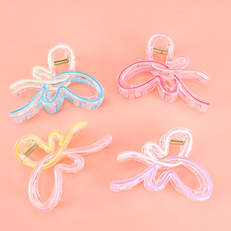 11 cm Plastic Two-Tone Butterfly Hair Claw Clip